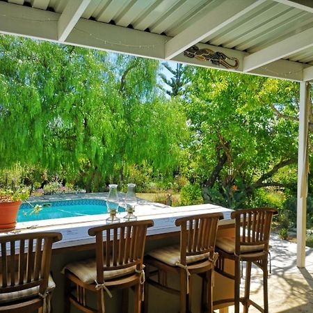 Almond Cottage Bed & Breakfast Somerset West Eksteriør billede