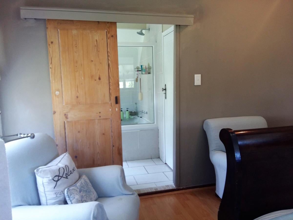 Almond Cottage Bed & Breakfast Somerset West Eksteriør billede